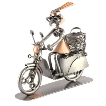 ROLLERFAHRERIN SCHRAUBENM