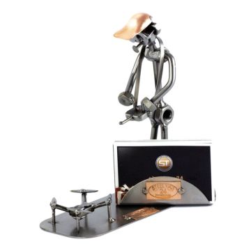 MODELLBAUER MIT HUBSCHRAUBER